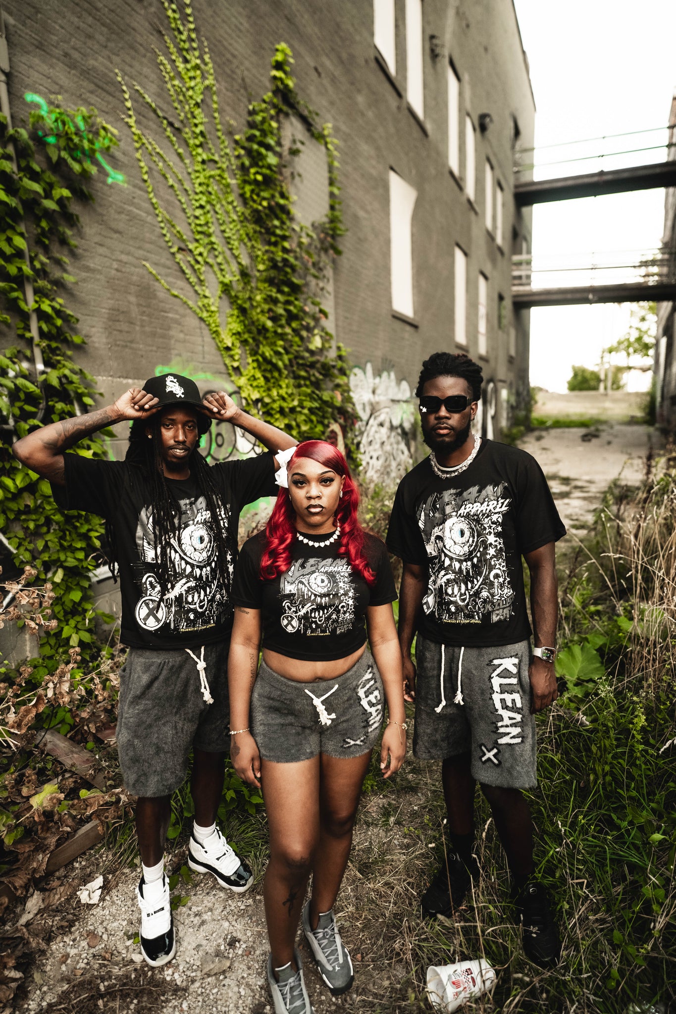 Killer eyes women tee (black)